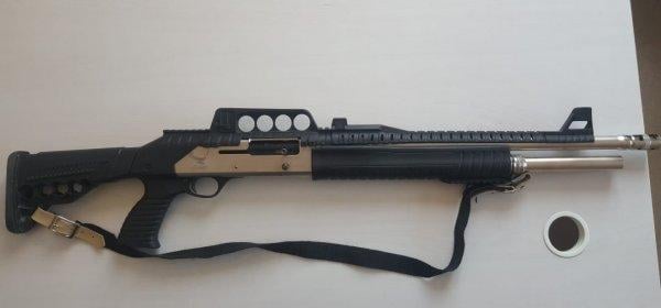 Balıkesir'de polis uygulamalarında 9 adet silah yakalandı