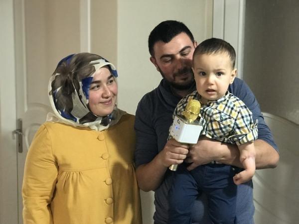 Minik çocuğun kolundaki yaranın sebebi bilinmiyor