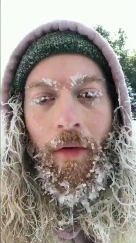 Minnesota'da 2 saat boyunca dışarıda kalan adam