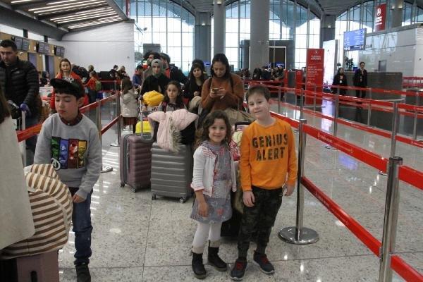 Havada karada yarıyıl tatili trafiği