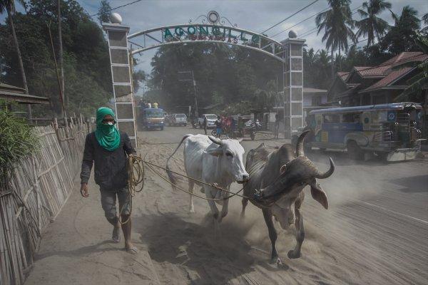 Filipinler'de 82 bin kişi tahliye edildi