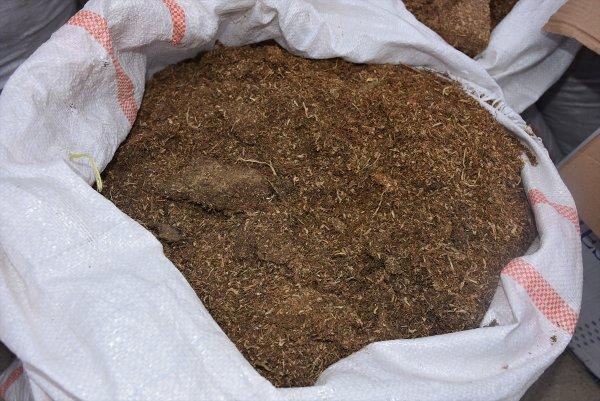 Jandarma ekipleri, 1 ton kaçak tütüne el koydu