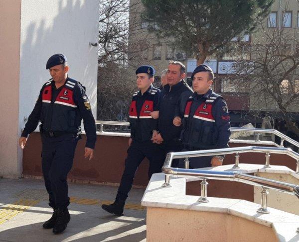 Tapu memurlarına rüşvet operasyonu: 2 tutuklama