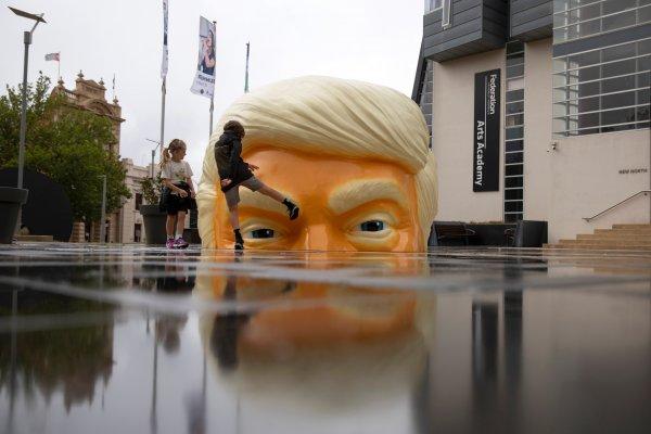 Trump'ın avukatlarından Senatoya: Başkan hızla aklanmalı