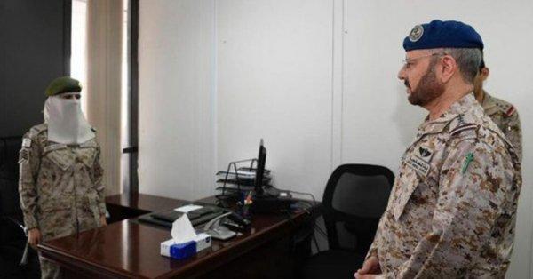 Suudi Arabistan ordusunun ilk kadın bölüğü açıldı