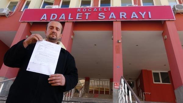 Köpeklere şiddet uygulayan ailesinden şikayetçi oldu