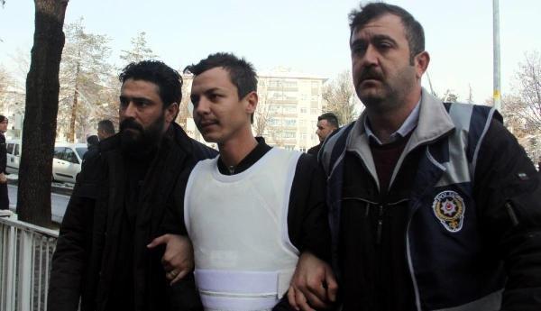 Arkadaşını öldürüp, yakan sanığa ağırlaştırılmış müebbet