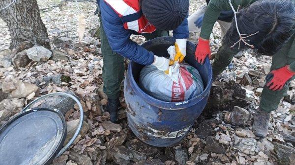 Diyarbakır'da ortak operasyon: 1 ton 351 kilogram esrar