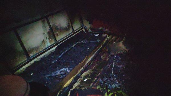 Şarjda unutulan telefondan dolayı yangın çıktı