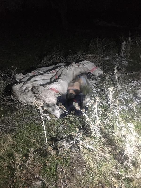 Tartıştığı zihinsel engelliyi arazide öldürdü