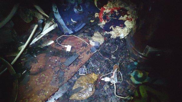 Şarjda unutulan telefondan dolayı yangın çıktı