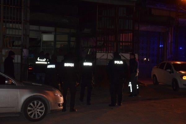 Malatya'da bir kişi, babasını iş yerinde ölü olarak buldu