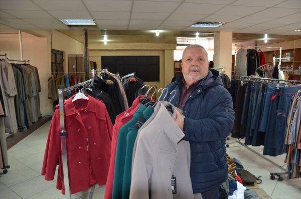 Mallarını depremzedelere gönderen manifaturacı