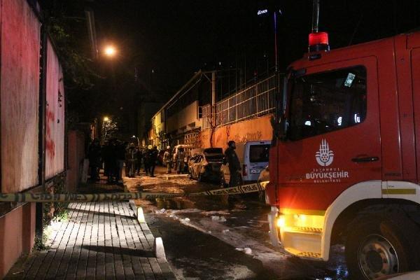 Şişli'de 18 aracın lastiği kesildi, 2 araç kundaklandı