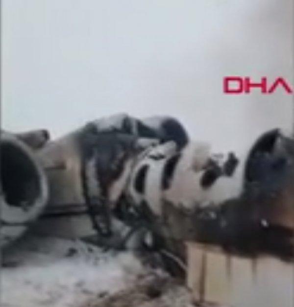 Taliban: ABD askeri uçağını vurduk