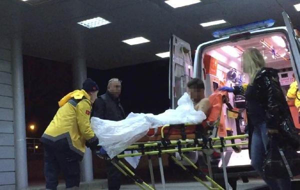 Bakışma kavgası hastanede bitti: 3 yaralı