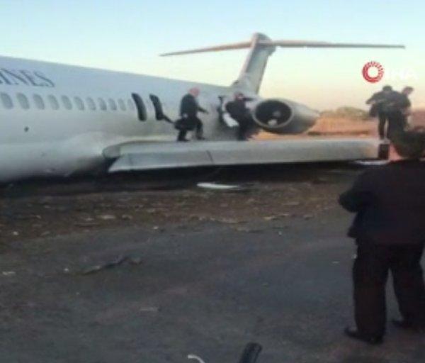 İran'da yolcu uçağı pistten çıktı