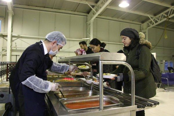 TSK kışlayı depremzedelere açtı