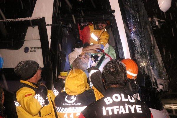 Bolu'da zincirleme trafik kazası: 1 ölü 19 yaralı