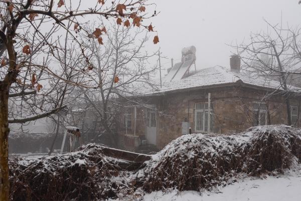 Elazığ beyaza büründü, çadırlar gözükmedi
