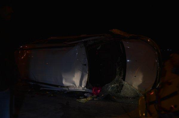 İstanbul'da 3 aracın karıştığı kazada 6 kişi yaralandı