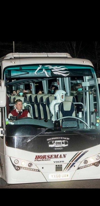 İngilizlerin koronavirüs önlemi tepki çekti