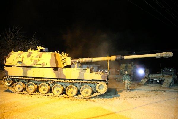 Sınıra tank ve komando sevkiyatı