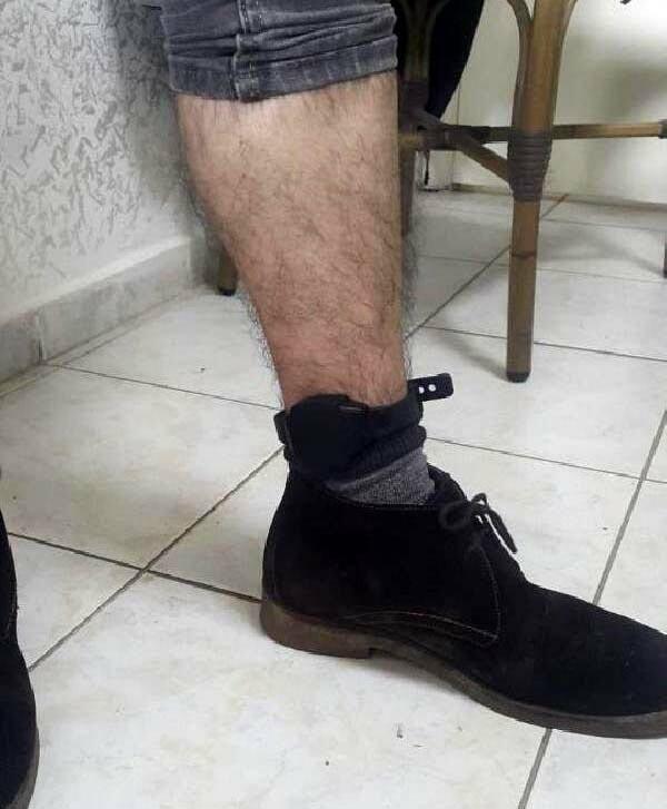 Elektronik kelepçeyi kırdı, mahkeme bırakmadı