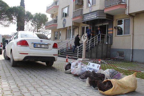 Manisa'da  kablo çalan 3 kişi tutuklandı