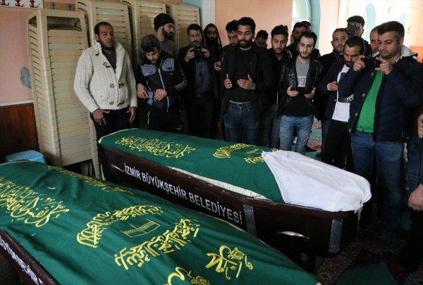 İzmir'de hamile anne ve 5 yaşındaki oğlu ölü bulundu