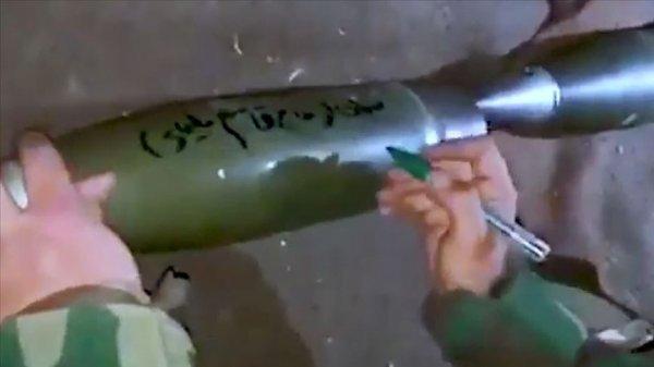 Halep'e atılan bombalara Süleymani'nin adı yazılıyor