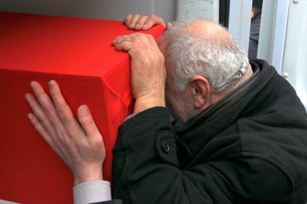 İdlib şehitleri uğurlanıyor