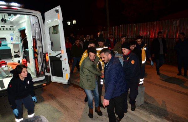 Irmağa atlayan kızının peşinden gitti