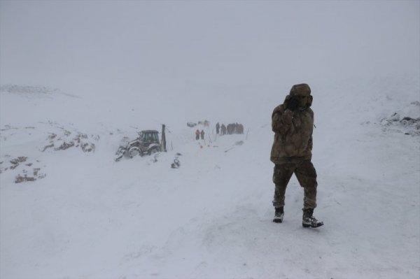 Van AFAD İl Müdürü, felaket anlarını anlattı