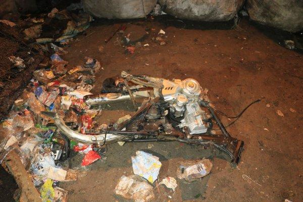 Hırsızlar kendi arasında kavga edince polislere yakalandı