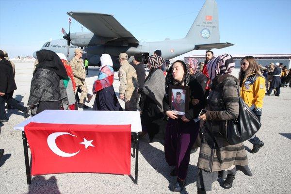 Şehitler memleketlerine uğurlandı