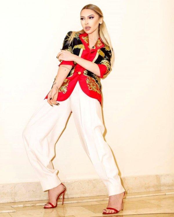 Hadise'den yeni pozlar
