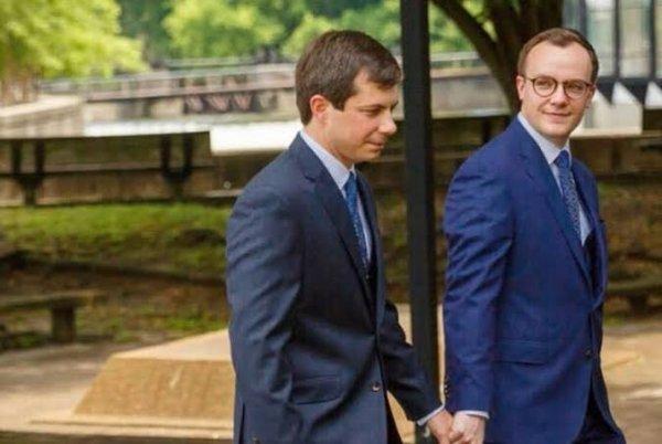 Trump’ın eşcinsel rakibi başkanlık yarışında arayı açıyor