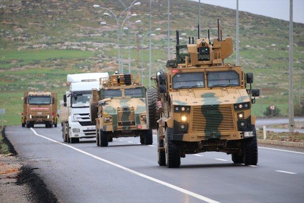 TSK'dan Suriye sınırına aralıksız sevkiyat