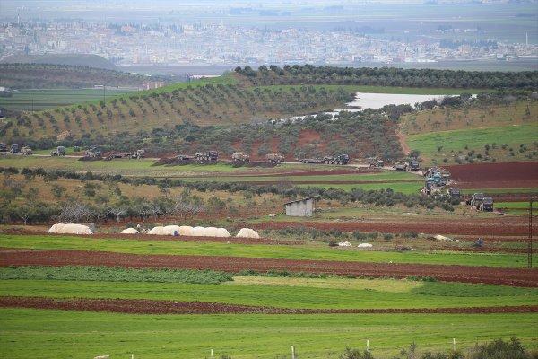 TSK'dan Suriye sınırına aralıksız sevkiyat