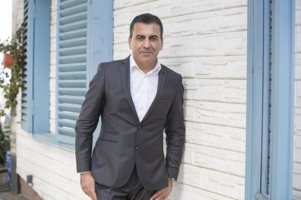 Sinan Akyüz ile son romanı Meyra’yı konuştuk