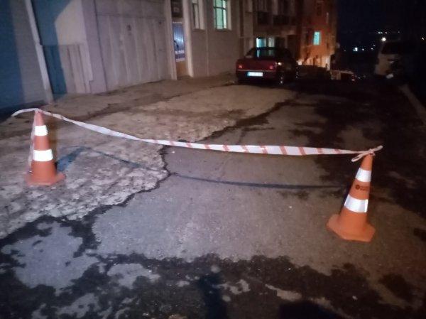 Tekirdağ'da bir araç inşaat çukuruna uçtu