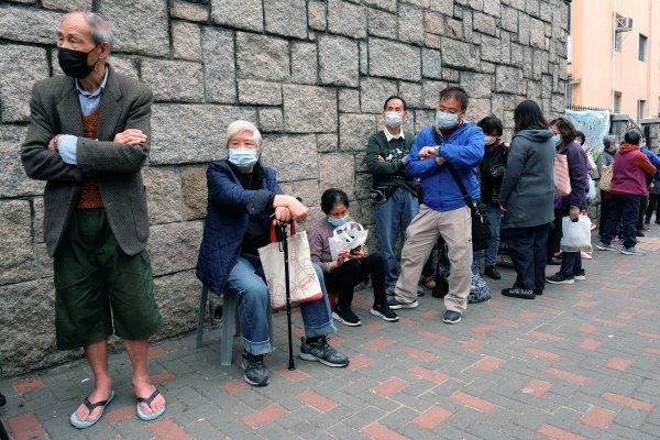 Koronavirüsten ölenlerin sayısı 1017'ye çıktı