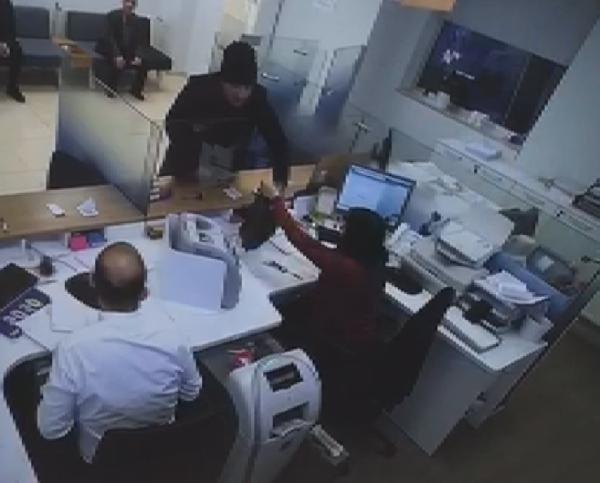 Oyuncak silahlı soyguncuya 7 yıla kadar hapis istemi