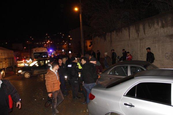 Kütahya'da trafik kazası: 3 yaralı