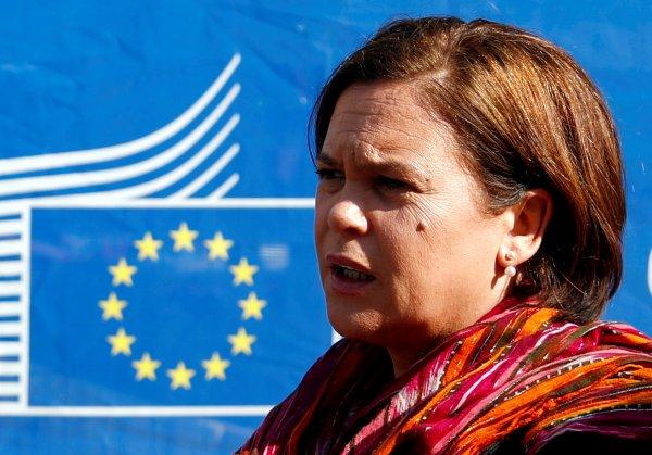 İrlanda'da seçimi IRA'nın siyasi kanadı Sinn Fein kazandı