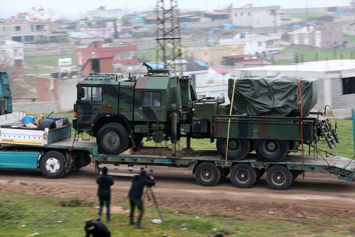 Çok namlulu roketatarlar sınırda