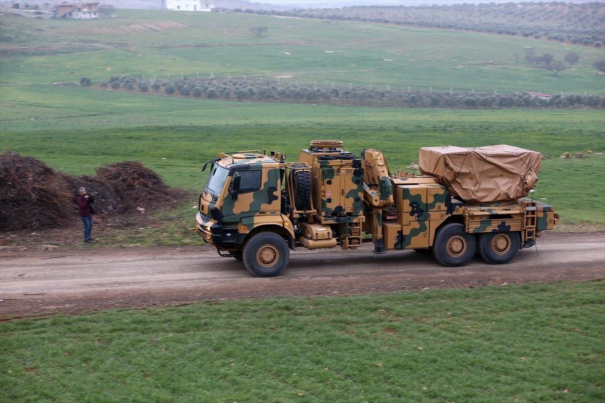 Çok namlulu roketatarlar sınırda