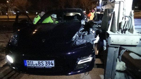 Konya'da otomobil çarpan genç yaşamını yitirdi