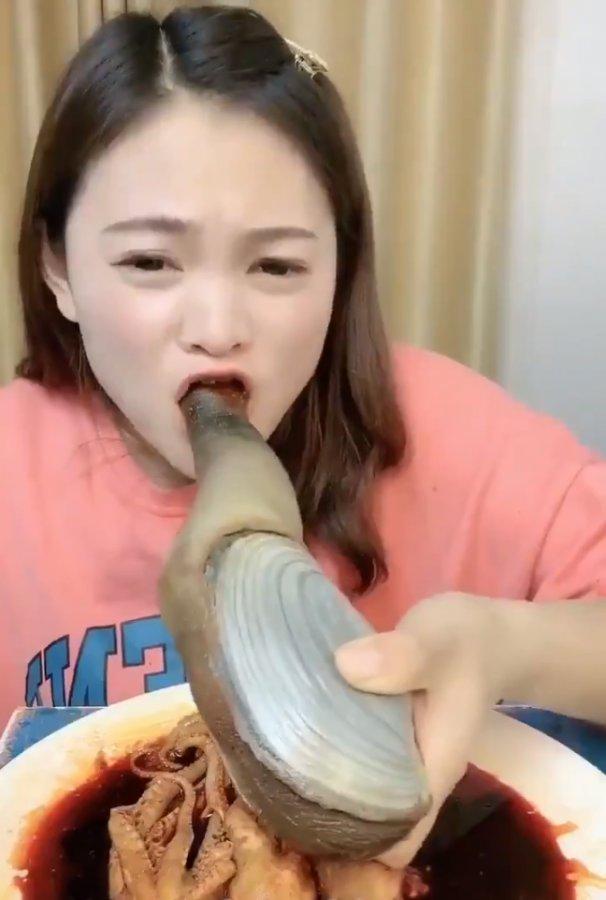 Koronavirüsün kaynağı Asya mutfağı